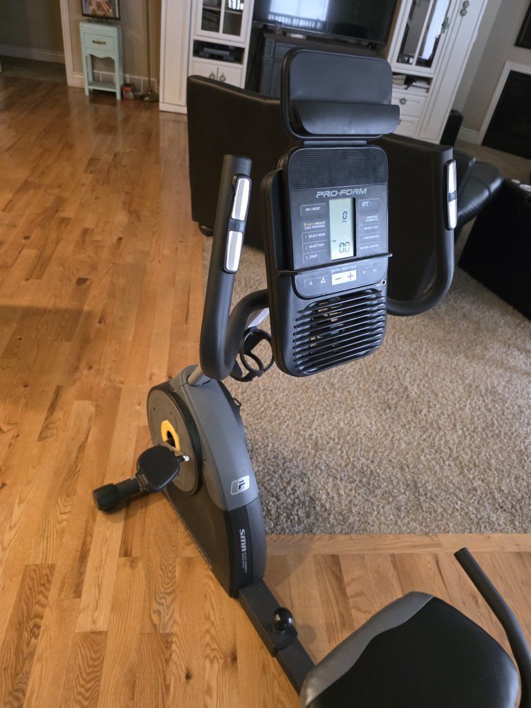 Recumbent bike