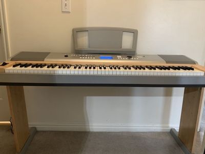 Yamaha 88 Weighted ( Graded Hammer )Digital Piano