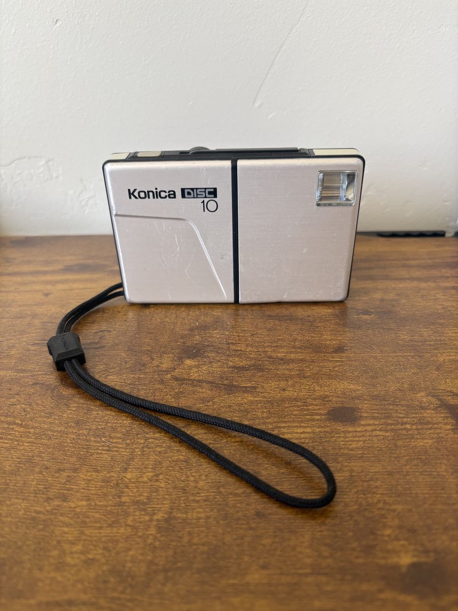 Point-and-Shoot Film Camera - Konica Disc 10