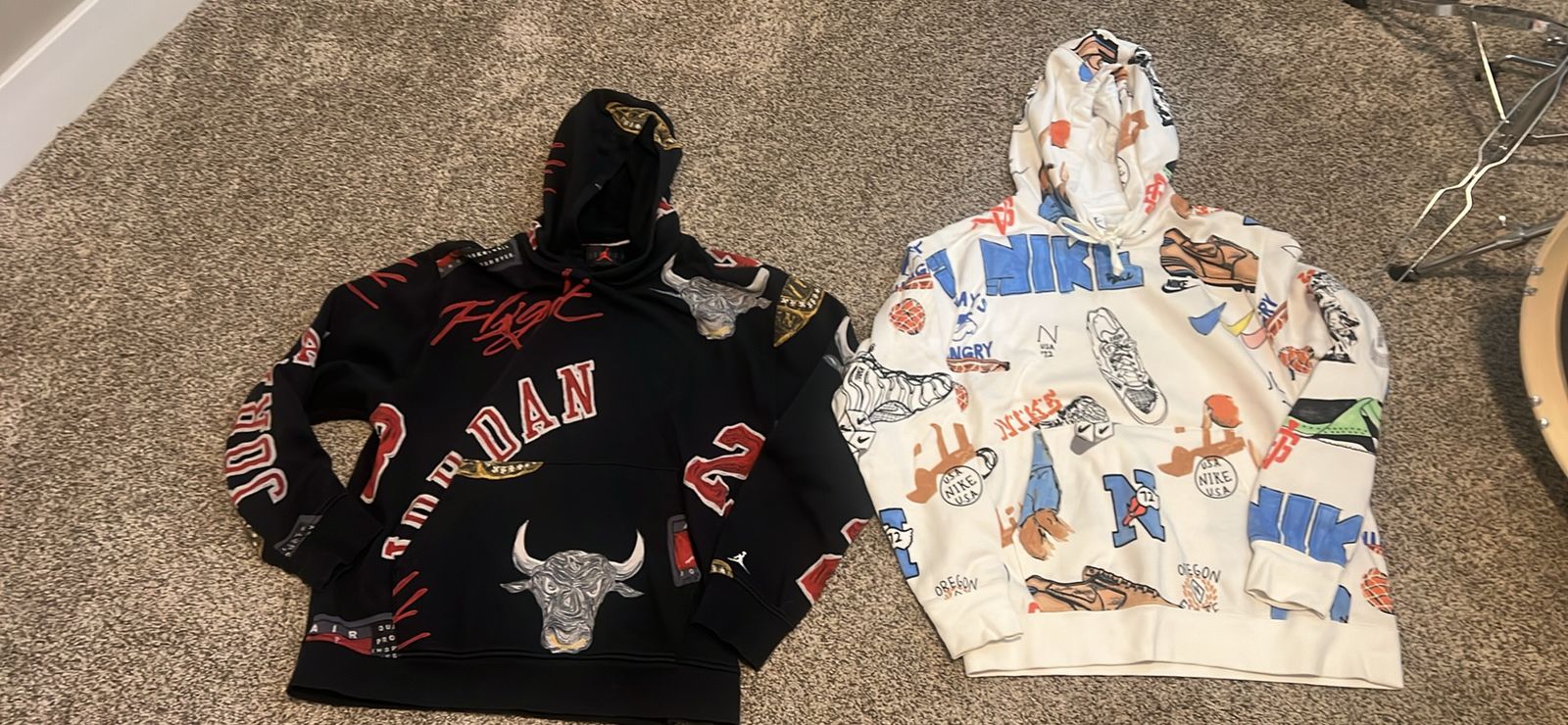 Nike & Jordan Graphic Print Pullover Hoodies - Men's Medium 2-Pack