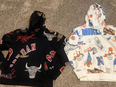 Nike & Jordan Graphic Print Pullover Hoodies - Men's Medium 2-Pack