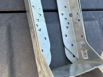 Simpson strong tie, HUC 410 Qty 3