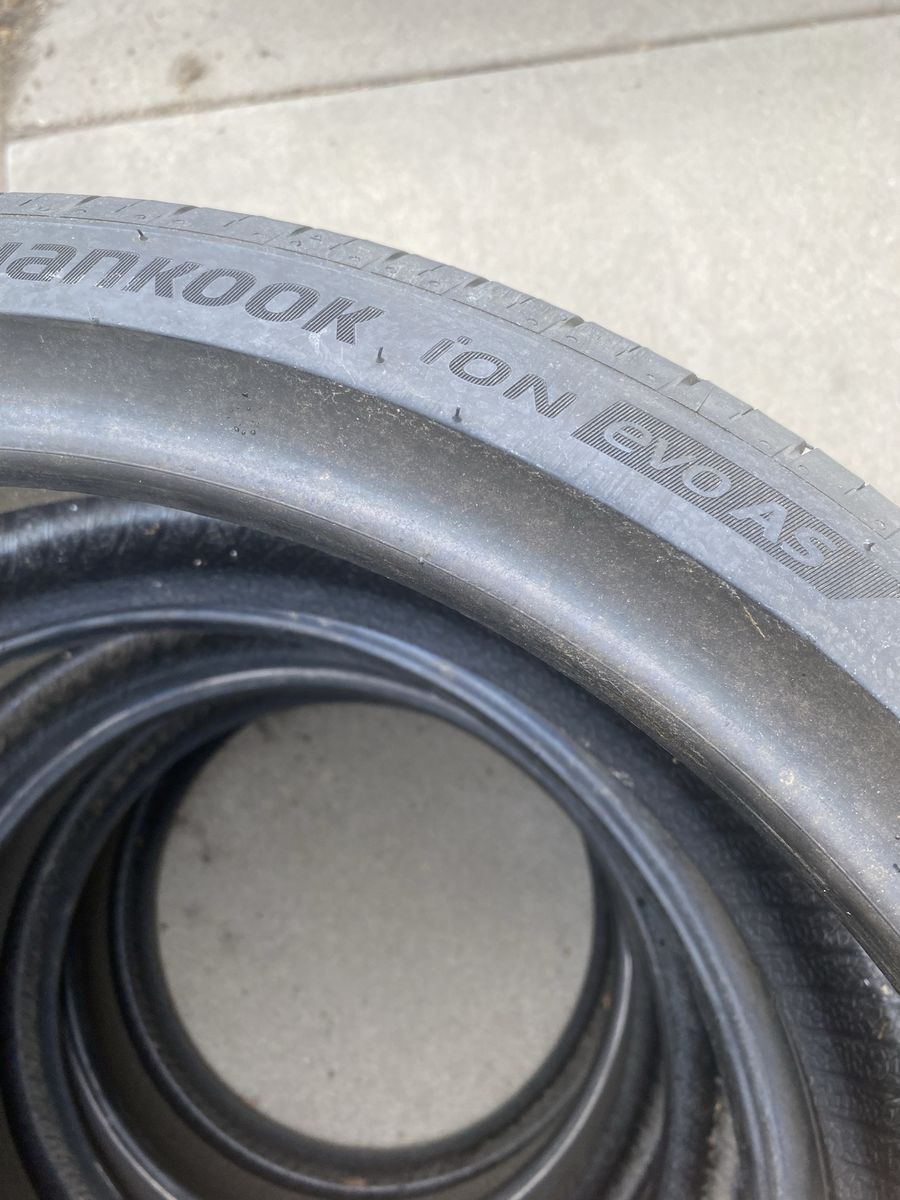 Hankook ION EVO AS tires (4) 245/35 R21