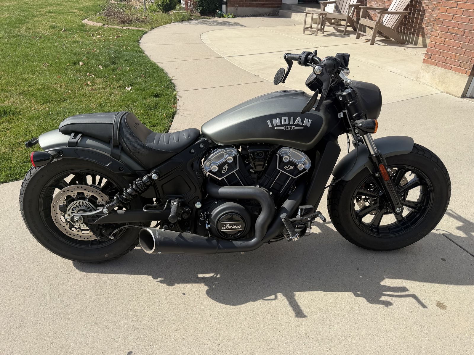 Indian Scout Bobber 2022 LOW MILES
