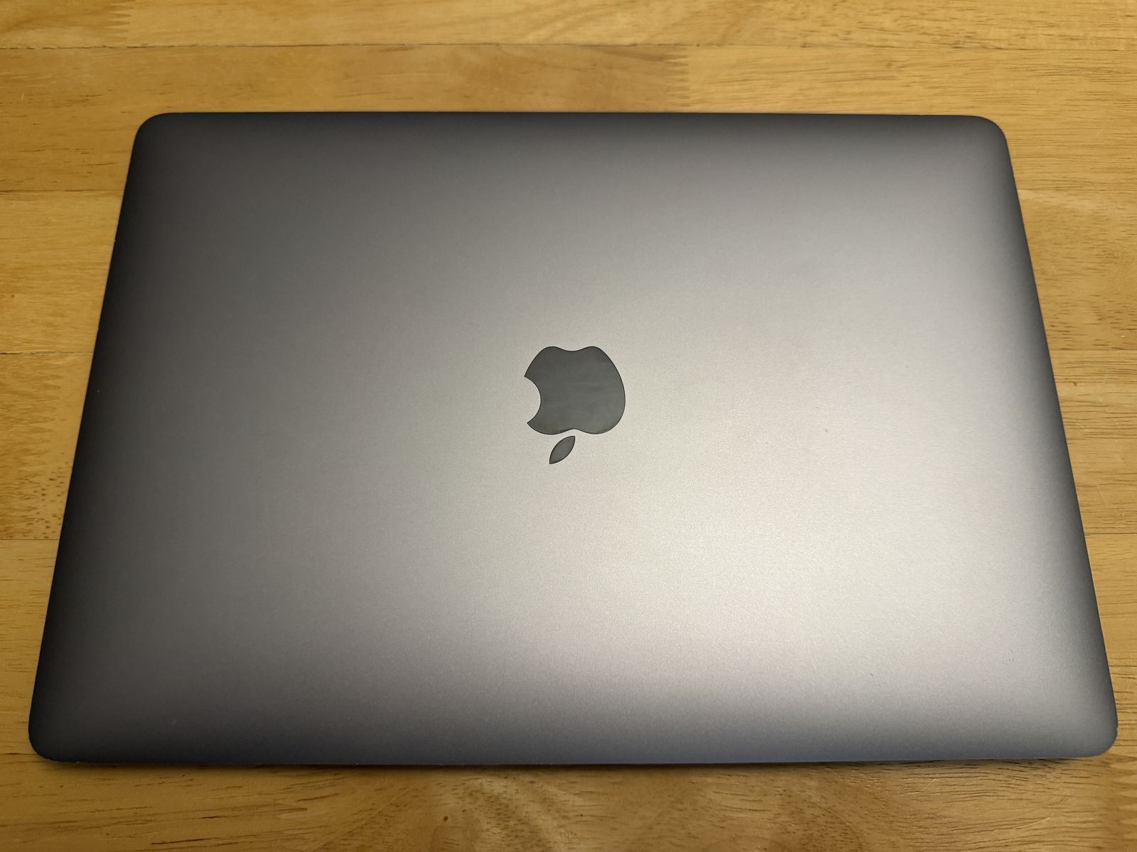 13" M1 Macbook Pro 16GB 1TB
