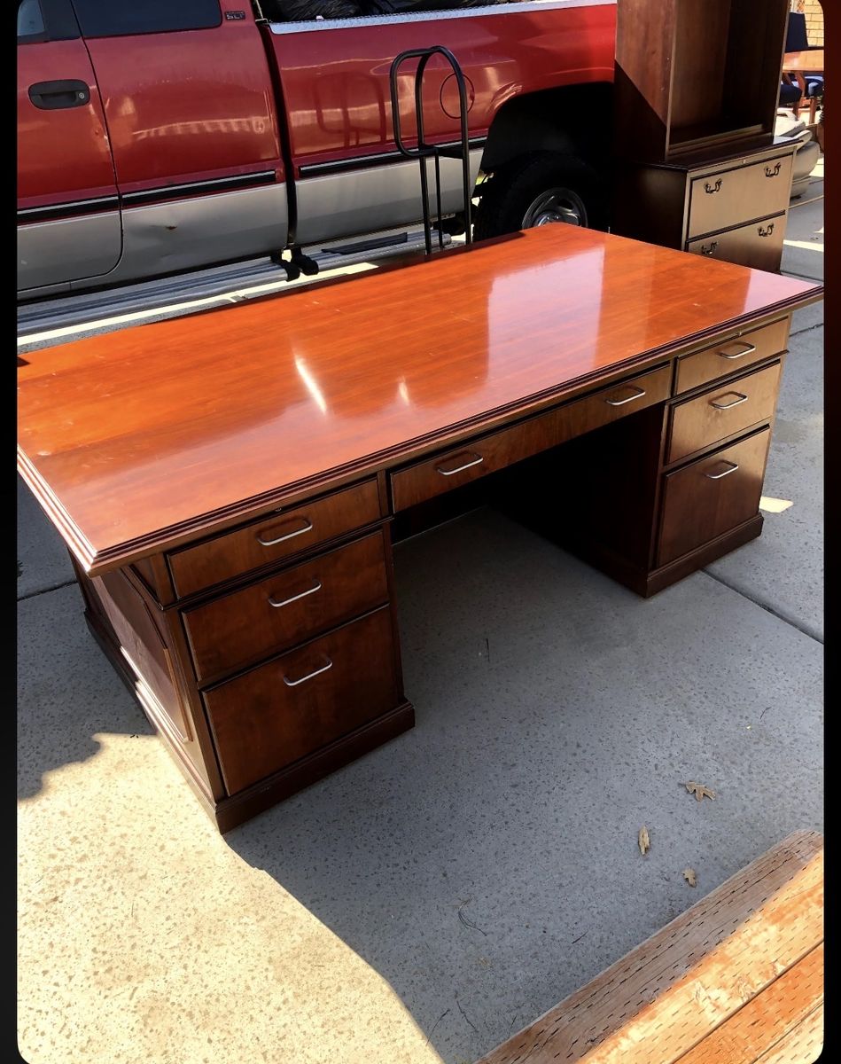 Kimball Executive Desk (Disassembled)