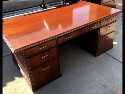 Kimball Executive Desk (Disassembled)