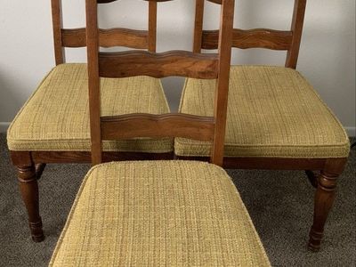 Set of 3 Vintage Stanley Furniture Fruitwood Dining Chairs