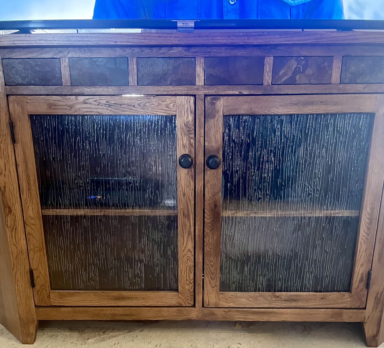 Corner TV stand - Light oak