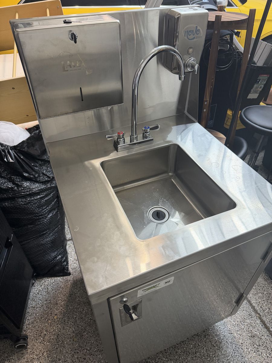 Portable Sink Cart w/ Hot and Cold Water