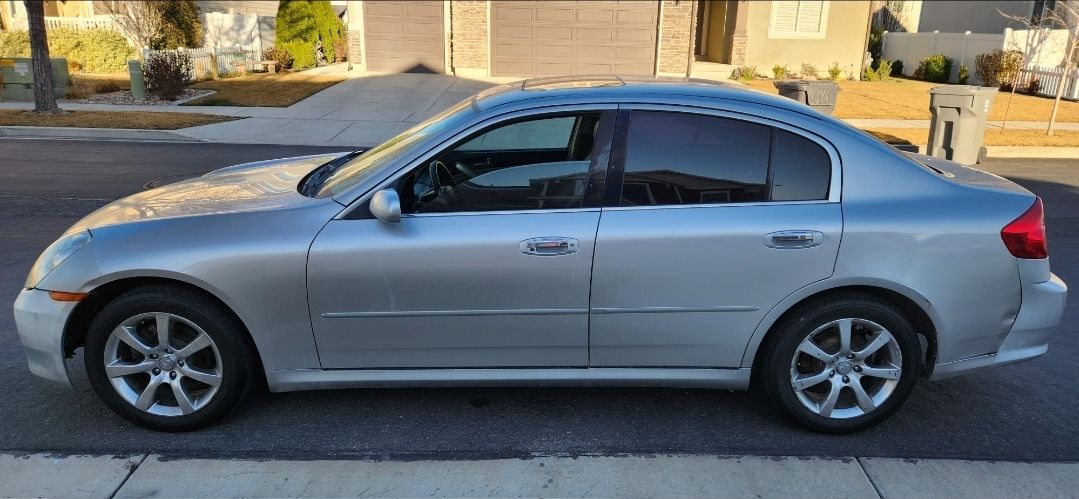 2005 Infiniti G35 x