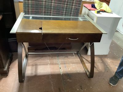 Stylish Computer Desk