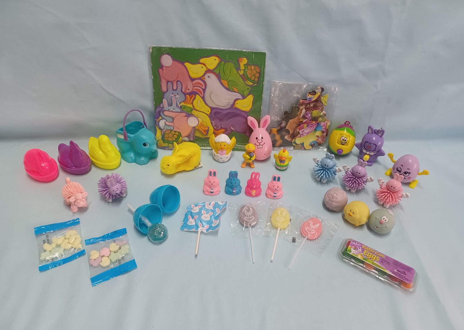 New!  Kid's Easter Candy and Toys - 35 piece Set