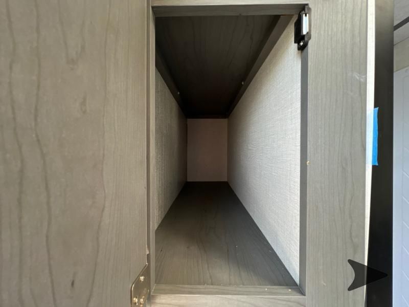 Main image 30