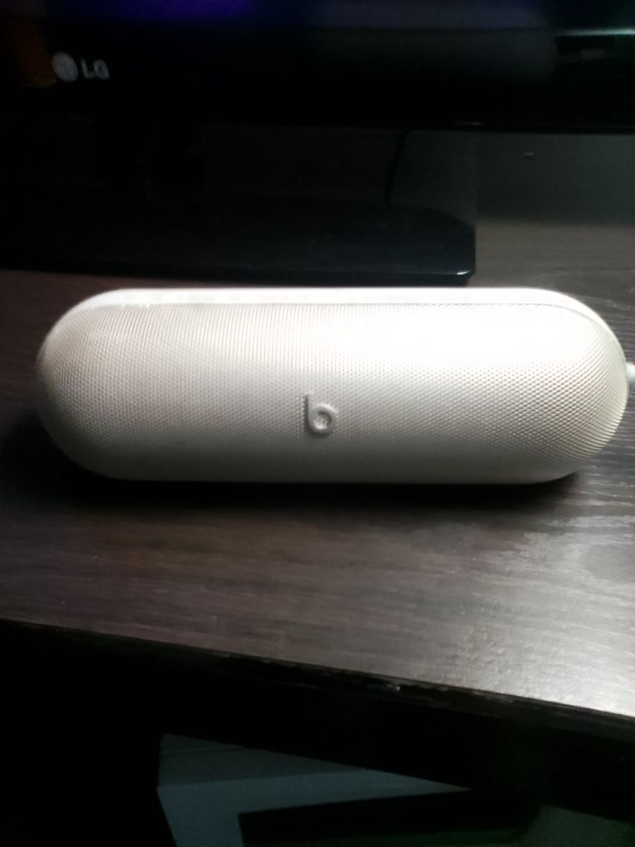 Beats Pill,blu tooth