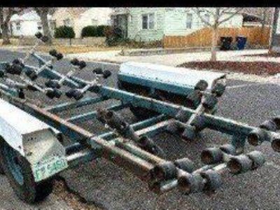 Boat trailer