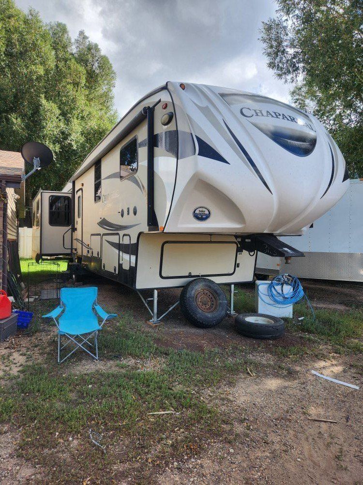 2016 coachmen chaparral 390QSMB