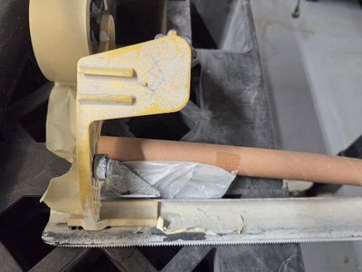 3M Hand-Masker M3000 Dispenser with Tape, Used Condition