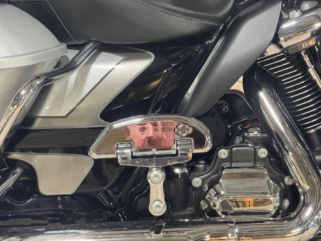 Harley-Davidson 2017 CVO Limited