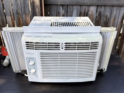 Frigidaire Window Air Conditioner - Compact AC Unit with Manual Controls
