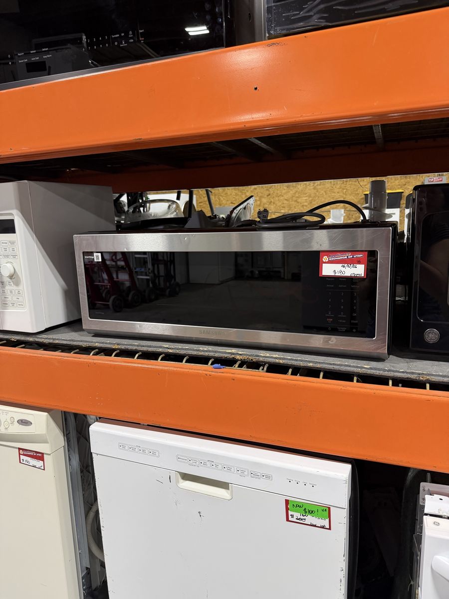 Samsung Over-the-Range Microwave - Stainless Steel Finish - Works Great