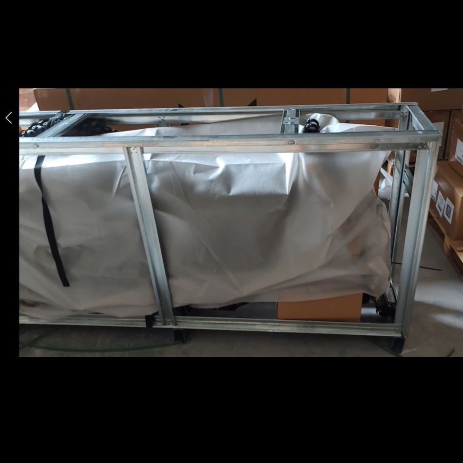 Main image 3