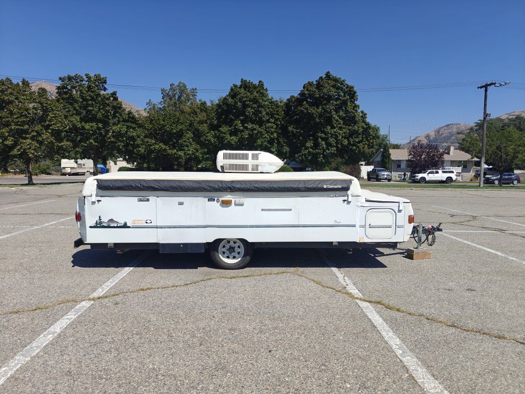 1999 Coleman Fleetwood Pop-Up Tent Camper Fully Renovated Interior.