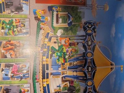 Lego Carousel. Used. 100% Complete.