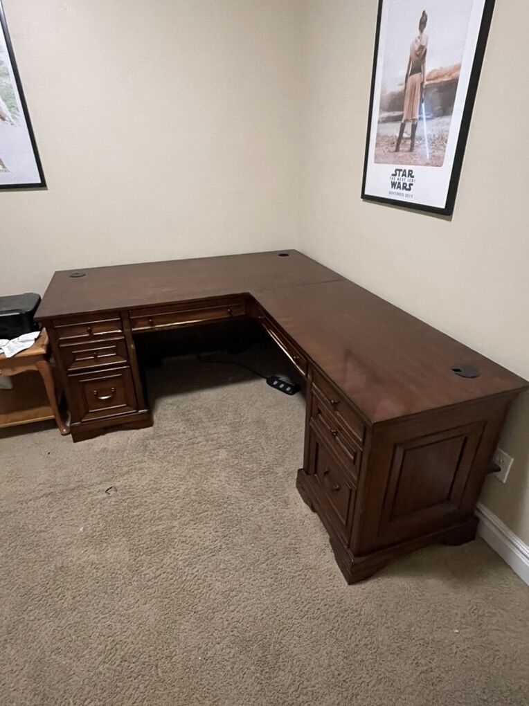 Office Desk