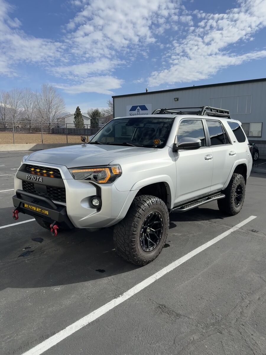 2021 Toyota 4Runner SR5