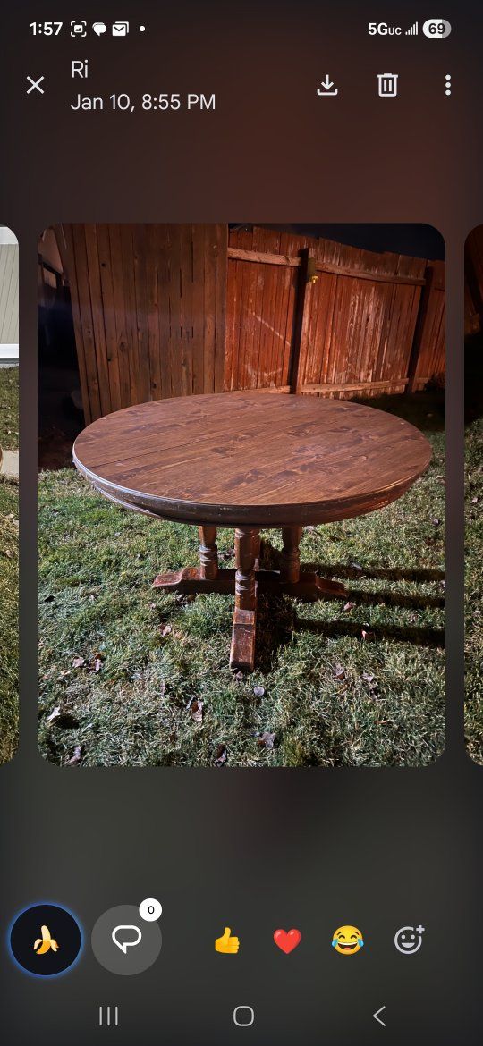 Round table