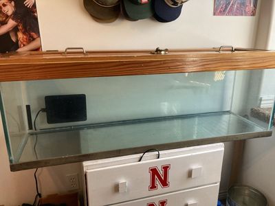 Reptile Starter Kit and Tank