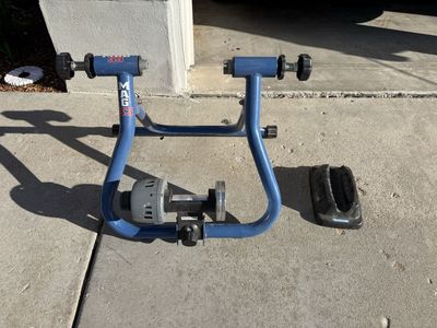Bike Trainer Stand (Magnetic Resistance)
