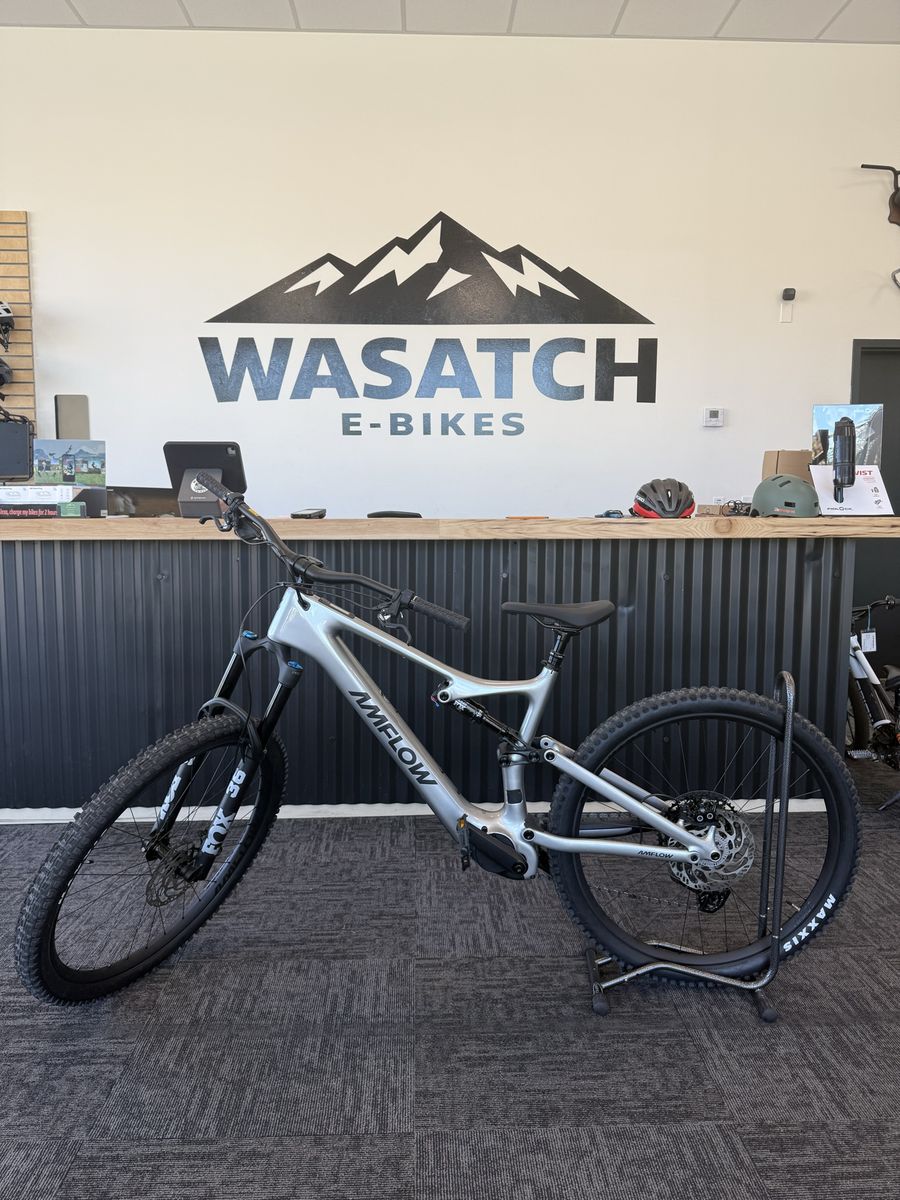 New Amflow PL XL Electric Mountain Bike - Full Suspension