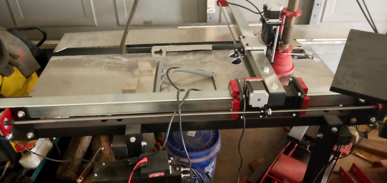 hypertherm powermax plasma cutter with langmuir cnc table