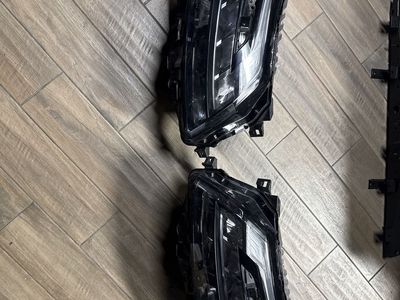 2022-2024 OEM Nissan Pathfinder Front Headlights