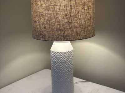 White Embossed Ceramic Table Lamp – 25” Tall