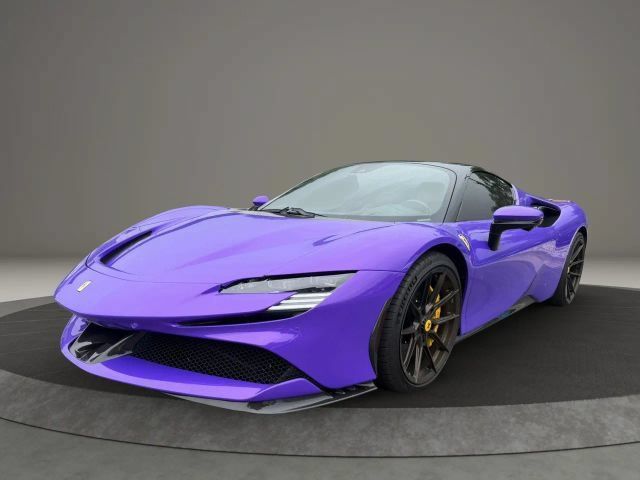 2023 Ferrari SF90 Stradale Base