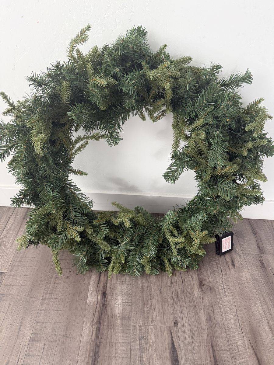 XL Artificial Evergreen Holiday Wreath with battery operated lights