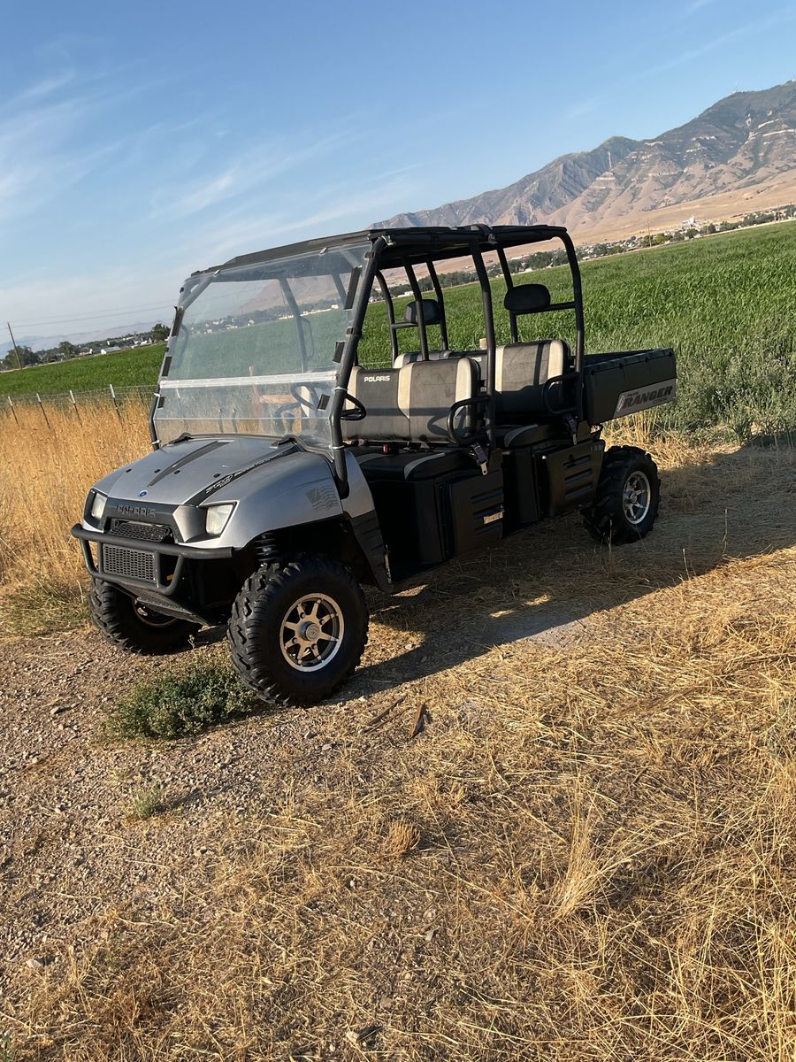 Polaris Ranger Crew 700 Twin EFI UTV Side-by-Side 4x4