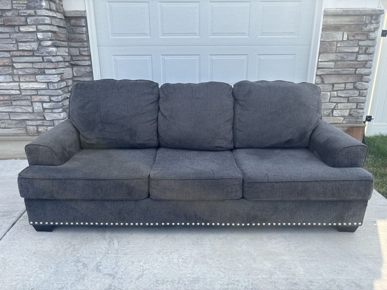 Gray 3-Seat sofa - FREE DELIVERY