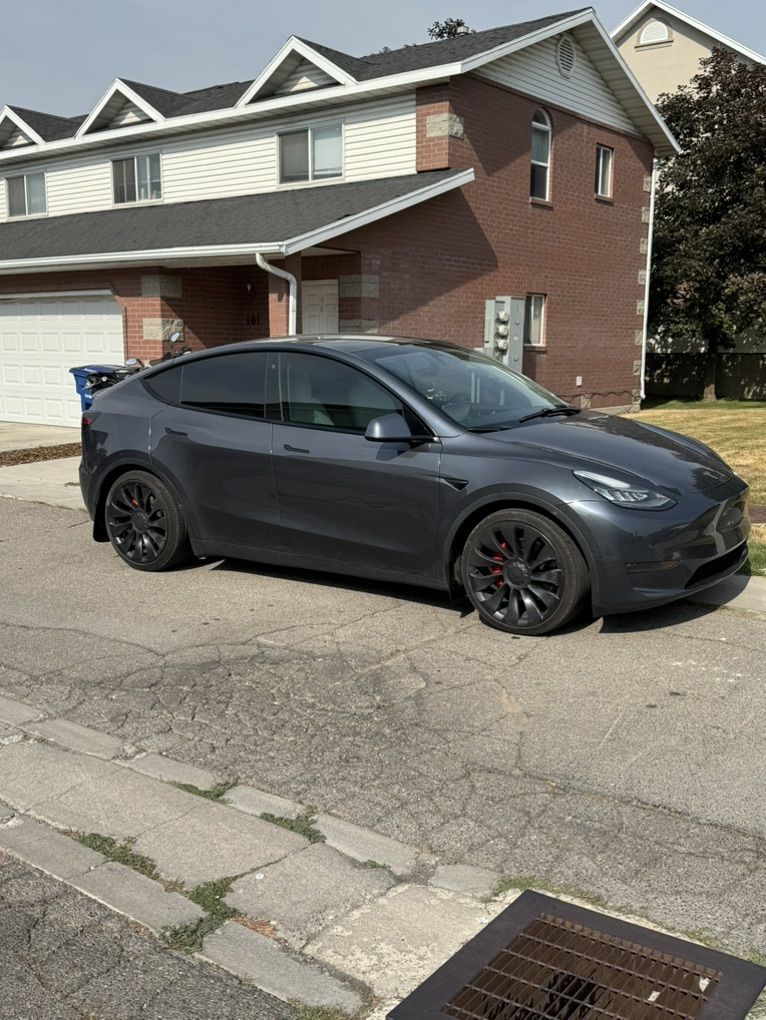 2020 Tesla Model Y Performance