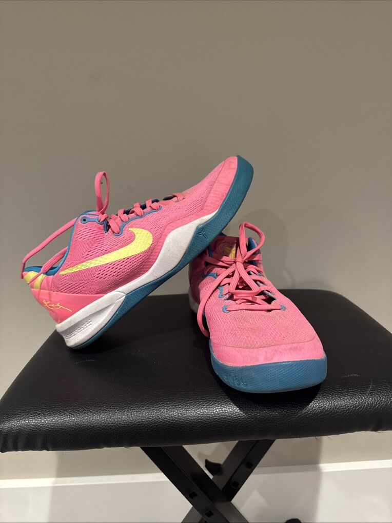 Kobe 8 GS Dynamic Pink Size 5.5