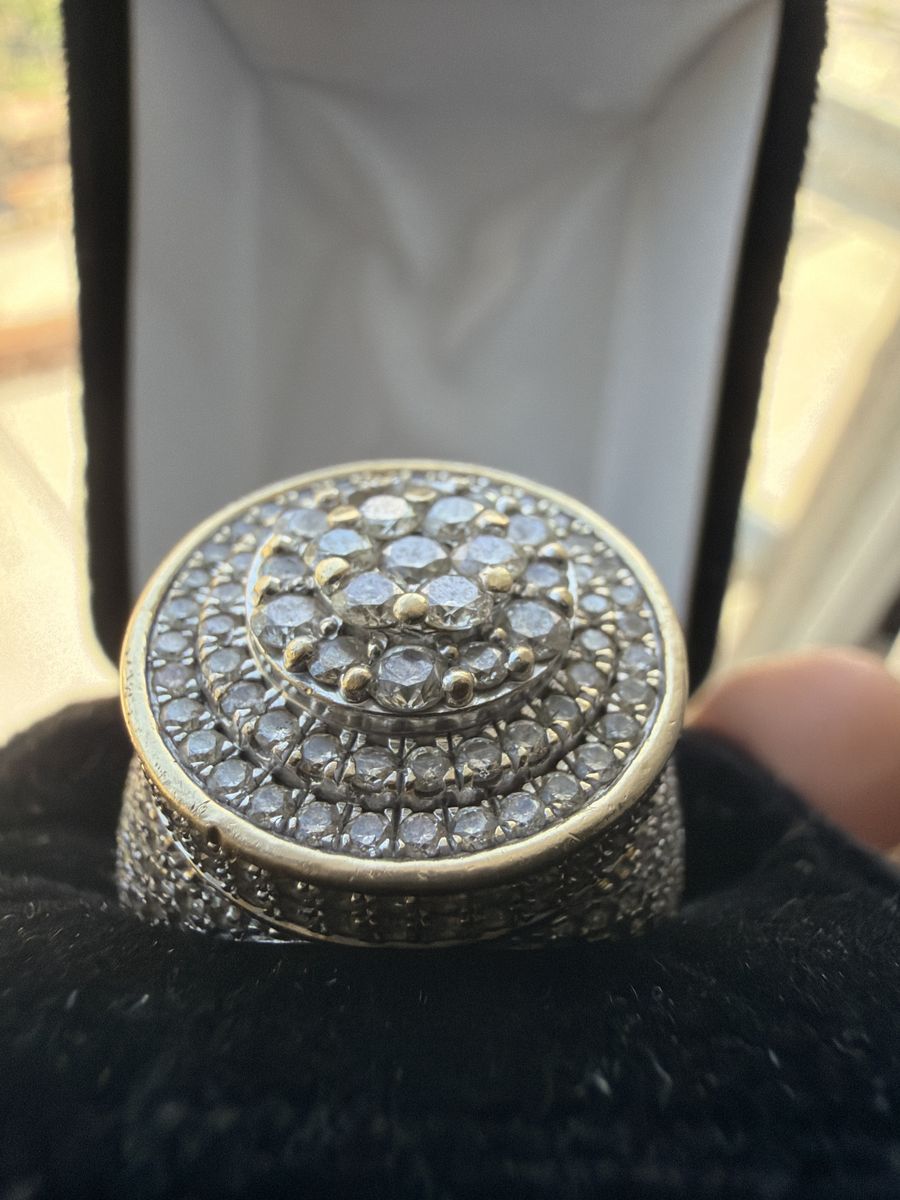 Diamond ring