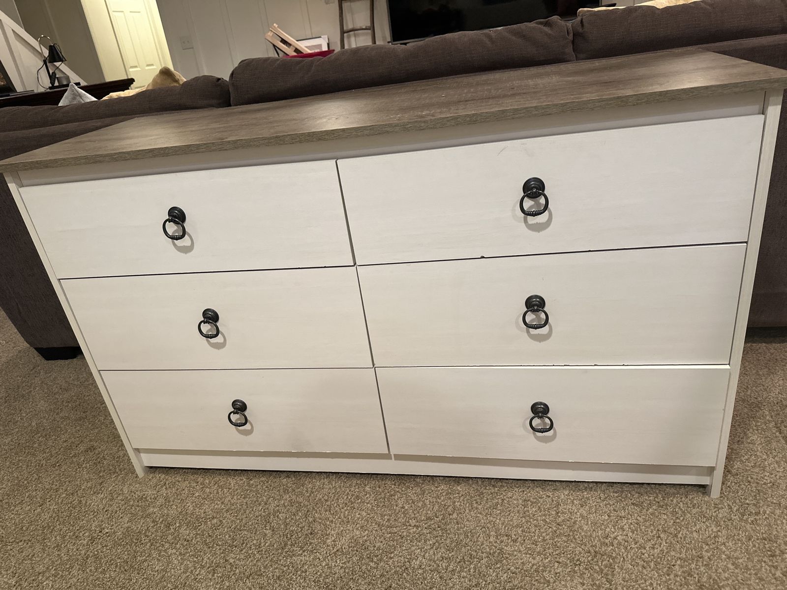White 6-Drawer Dresser with Weathered Top & Ring Pulls - Excellent Condition