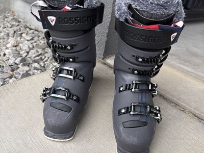 Rossignol Pure Elite 90 Women’s Ski Boots – Size 22.5