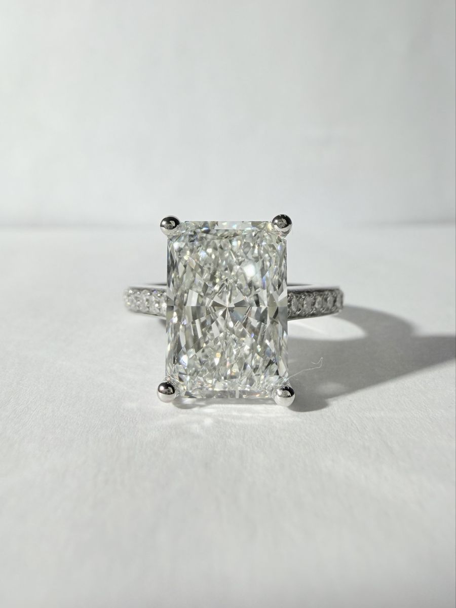 Radiant Cut Lab Grown Diamond Ring