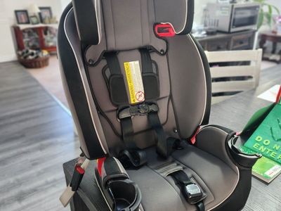 Graco Slimfit 3 in 1 Car seat