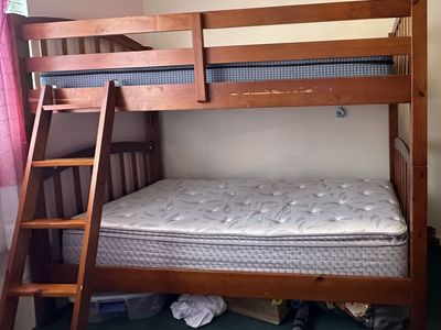 Solid wood bunkbed