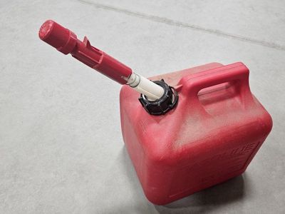 Gasoline Fuel Can 2 Gallon